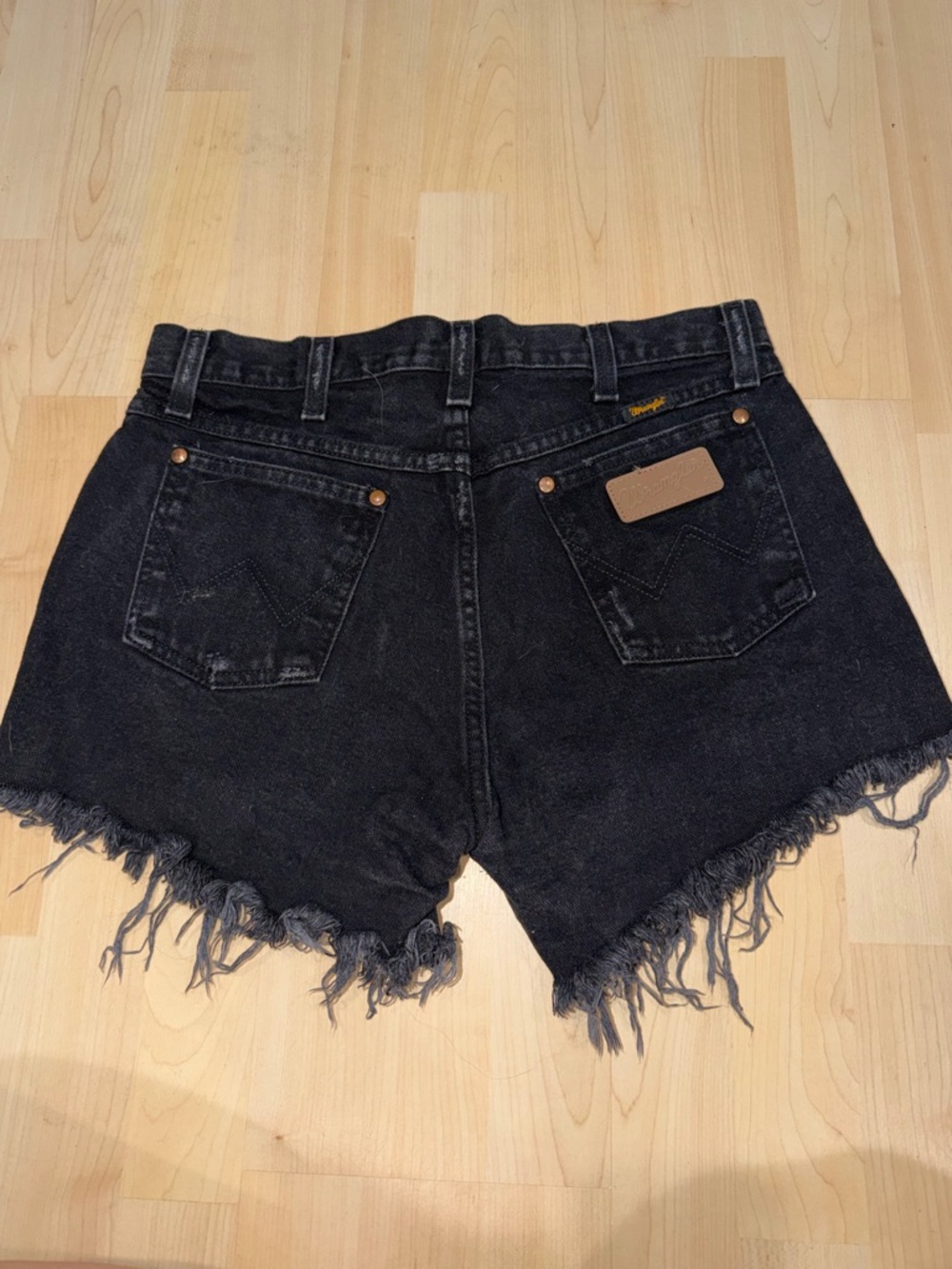 Wrangler Reworked Denim Shorts - Picture 2 of 3